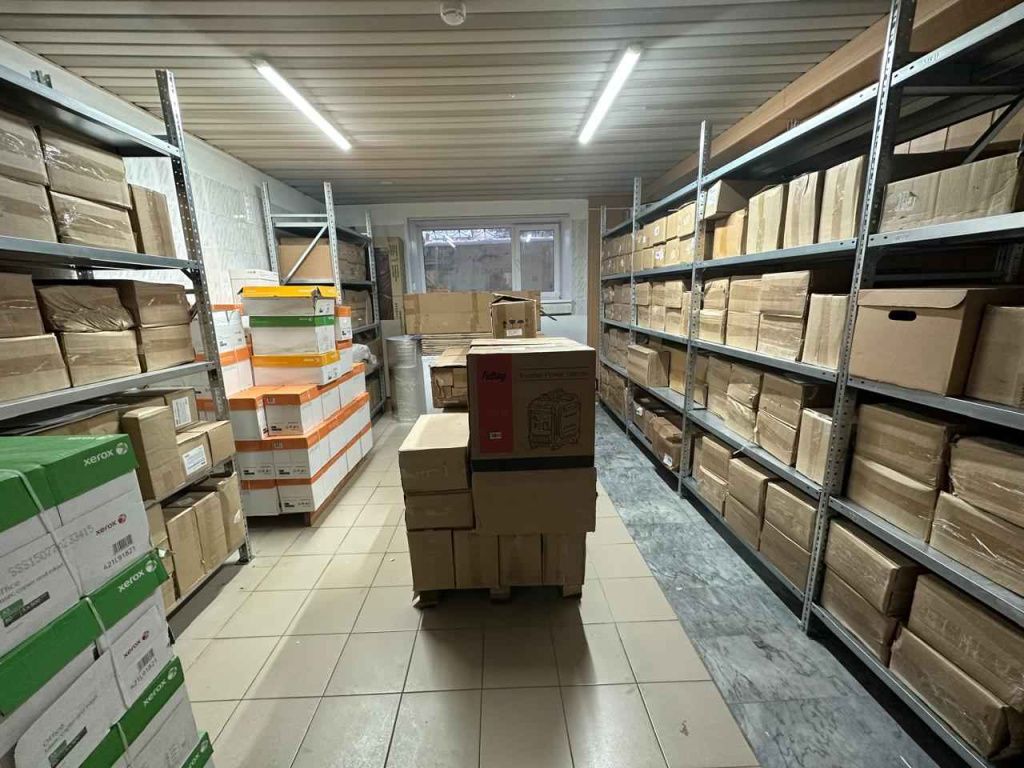 Стеллажи грузовые для склада MS U.jpg