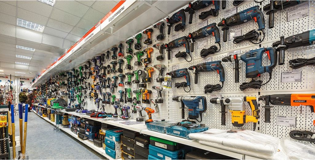 стеллажи перфорированные от Абсолют ООО в магазине инструменты.jpg стеллажи перфорированные от Абсолют ООО в магазине инструменты.jpg